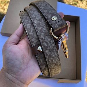 NWT! COACH LARGE PET LEASH IN SIGNATURE